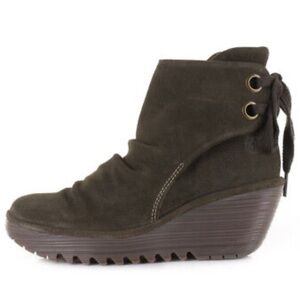 Fly London Yama Olive Green Suede Leather Platform Wedge ankle boot Sz 38 US 7.5
